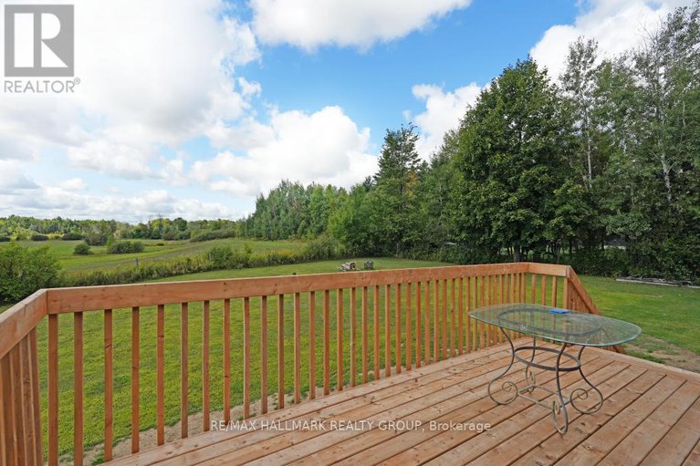 28836989/3983-woodkilton-road/dunrobin/ottawa/ontario/K0A3M0_30