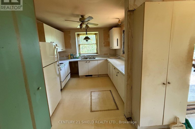 28521831/20064-county-rd-18-road/south-glengarry-charlottenburgh-twp/south-glengarry/ontario/K0C2J0_8