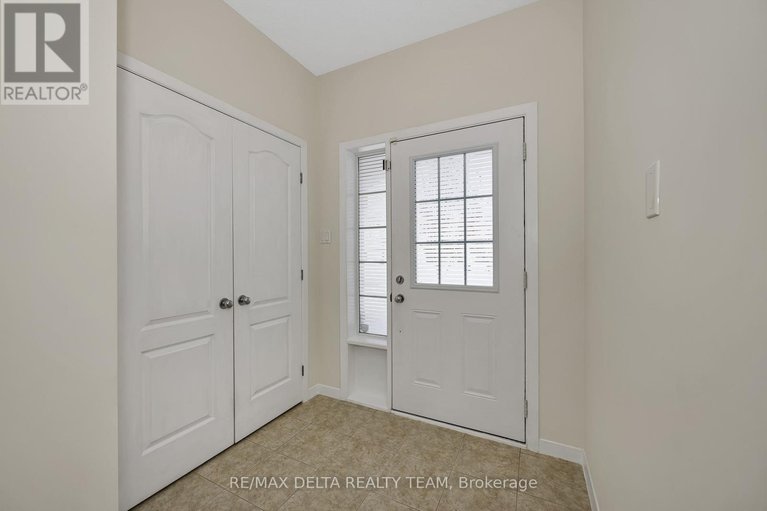 29595405/1889-montmere-avenue/notting-hillsummerside/ottawa/ontario/K4A0E7_3