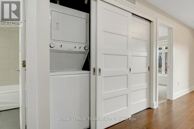 29471841/201-2785-baseline-road/redwood-park/ottawa/ontario/K2H0B7_16