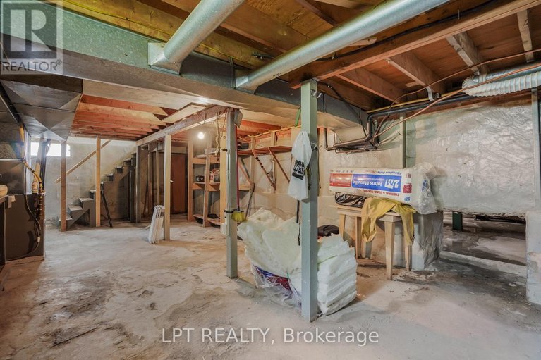 29648615/47-bertha-street-e/vankleek-hill/champlain/ontario/K0B1R0_17