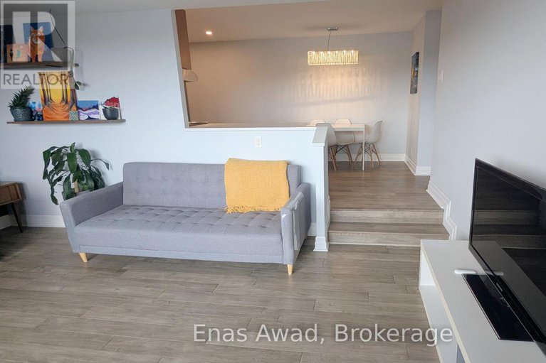 28369168/807-1100-ambleside-drive/woodroffe/ottawa/ontario/K2B8G6_7