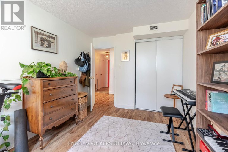 28847384/401-110-forward-avenue/mechanicsville/ottawa/ontario/K1Y4S9_30