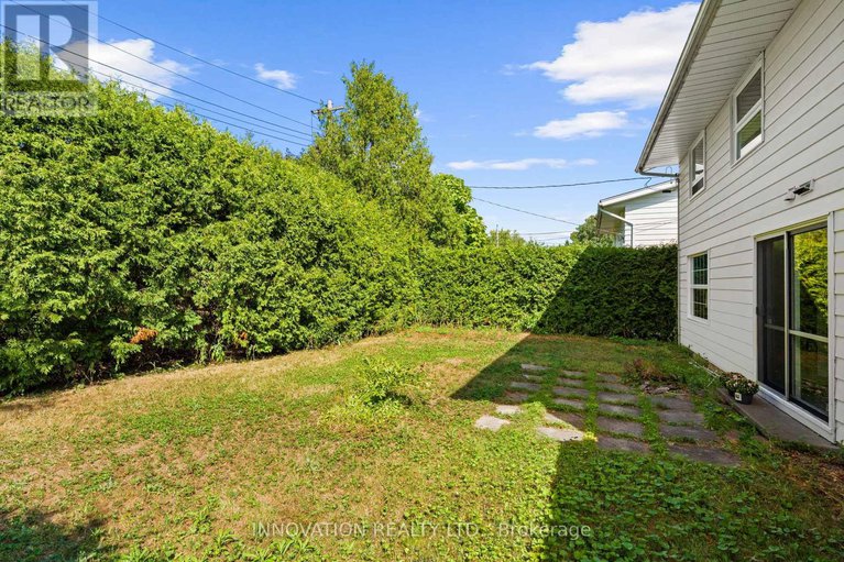 28793840/1867-dorset-drive/playfair-park/ottawa/ontario/K1H5T9_29