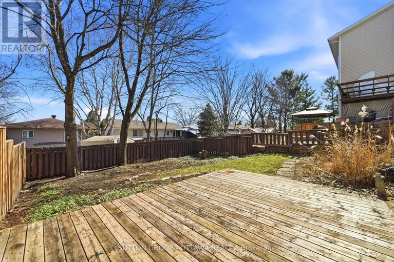 29633973/110-pigeon-terrace/hunt-clubwestern-community/ottawa/ontario/K1V9H7_42