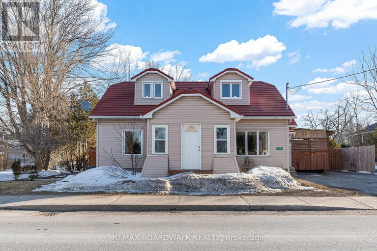 29447130/36-main-street/finch/north-stormont/ontario/K0C1K0_4