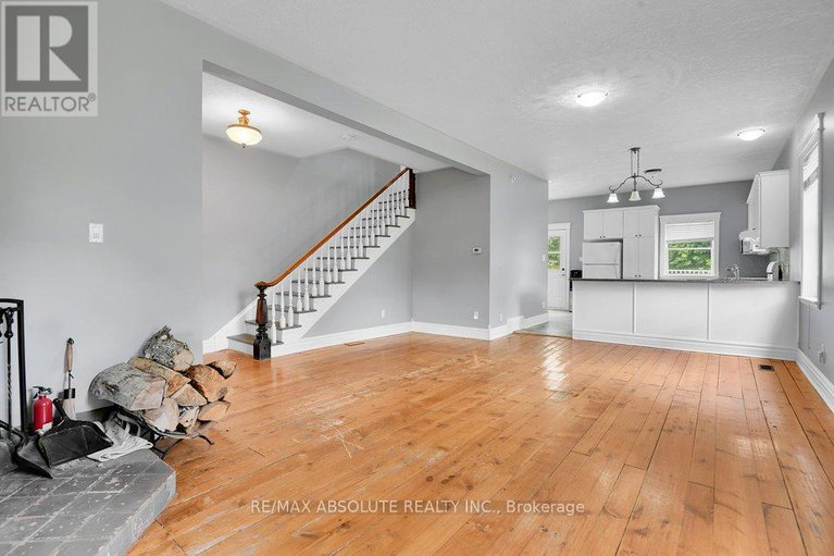 28648694/18597-dundas-street/south-glengarry-charlottenburgh-twp/south-glengarry/ontario/K0C1S0_9