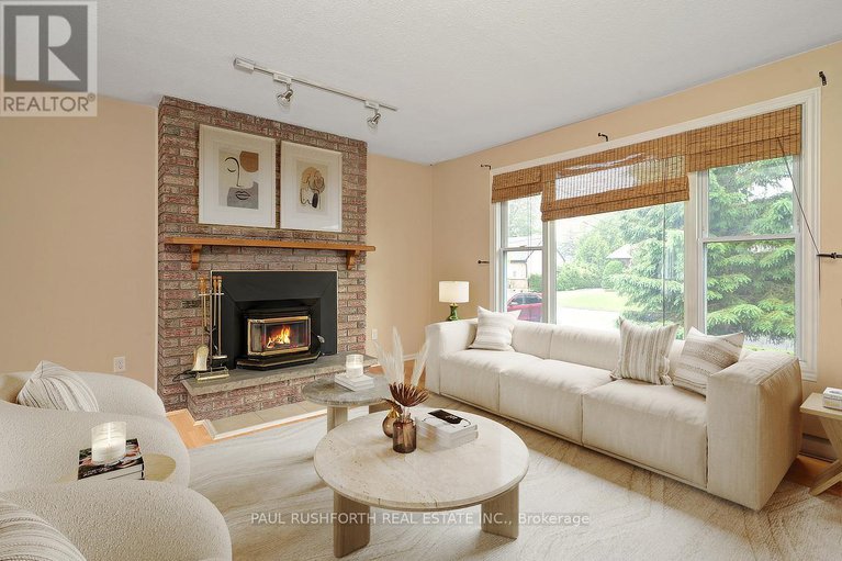 28457619/1293-st-jean-street/convent-glen-south/ottawa/ontario/K1C1N5_5