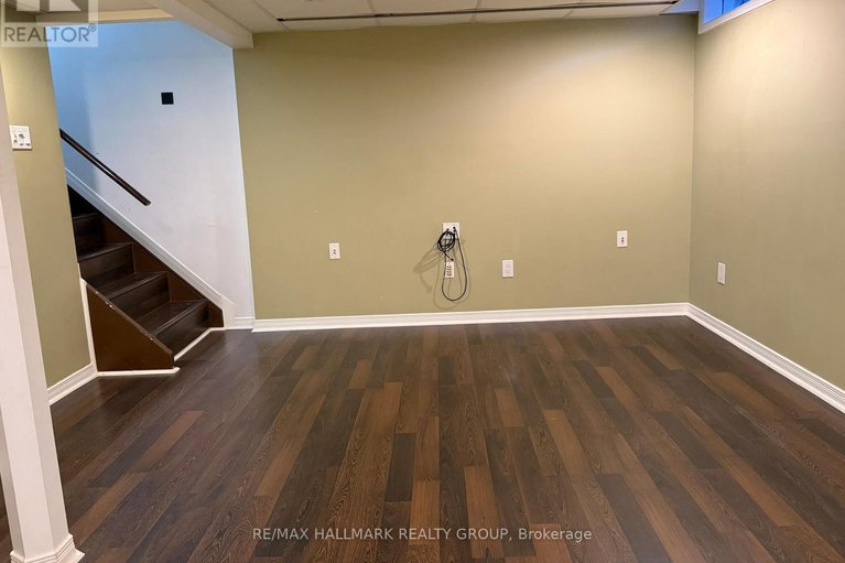 29677265/2912-fairlea-crescent/heron-gateindustrial-park/ottawa/ontario/K1V8T7_16