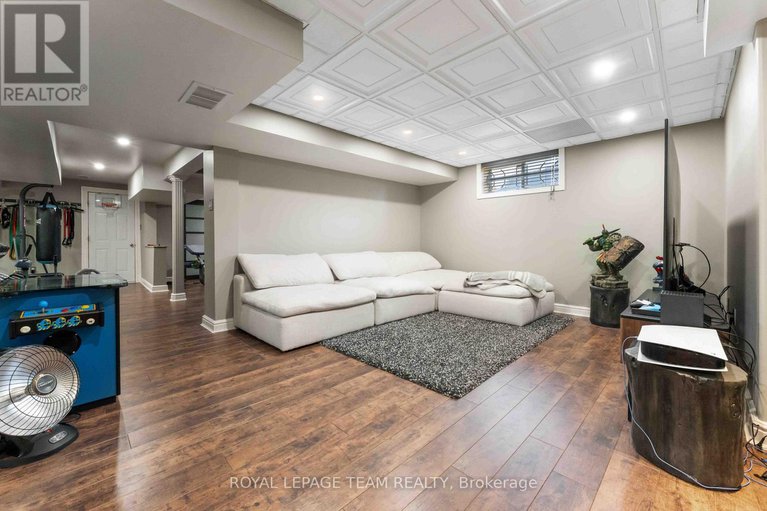 29060965/1466-rhea-place/cedardale/ottawa/ontario/K1V1H1_34