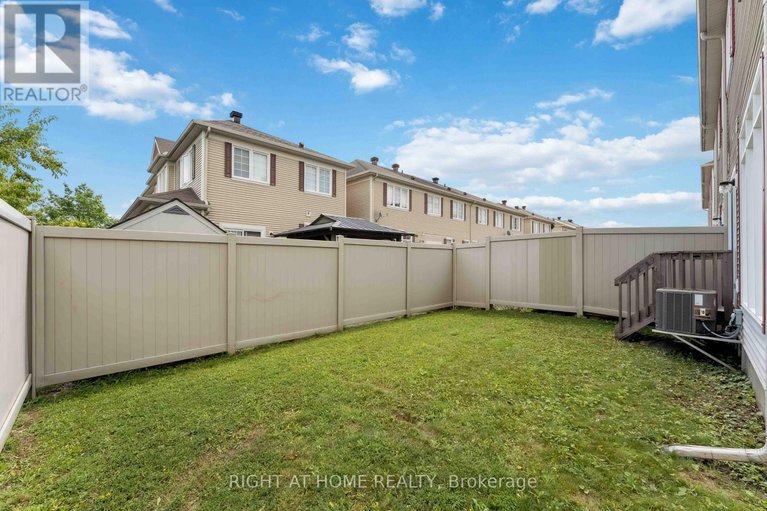28585607/905-caldermill-private/stonebridge/ottawa/ontario/K2J0Z8_30