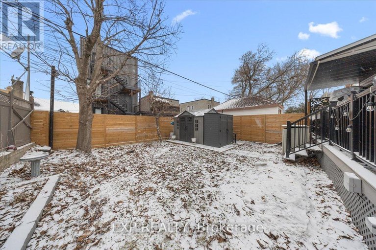 29633378/185-deschamps-avenue/vanier/ottawa/ontario/K1L5Z3_35