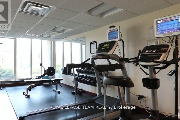 28618346/2204-234-rideau-street/sandy-hill/ottawa/ontario/K1N0A9_21