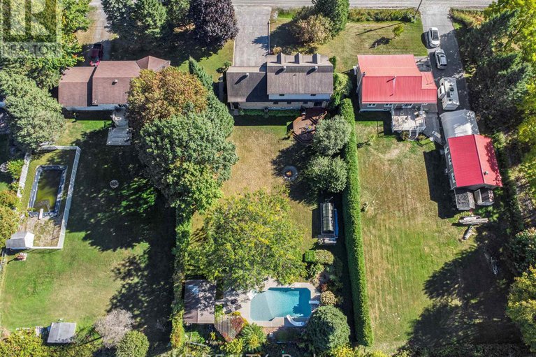 28911960/1919-clark-road/clarencerockland-twp/clarence-rockland/ontario/K4K1K7_38