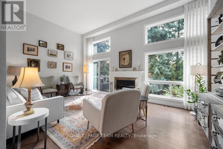 29676551/103-dunbarton-court/cardinal-glen/ottawa/ontario/K1K4L5_2