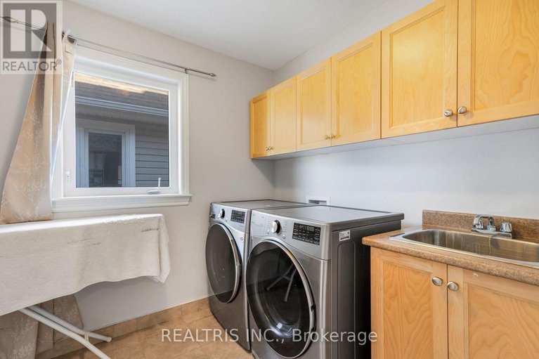 29041465/471-creekview-way/blossom-parkkemp-parkfindlay-creek/ottawa/ontario/K1T0J4_22