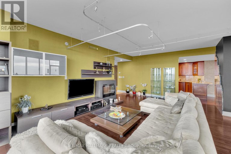 29221416/1406-3580-rivergate-way/quinterra/ottawa/ontario/K1V1V5_12