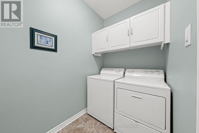 29591109/239-royal-landing-gate/north-grenville-twp-kemptville-south/north-grenville/ontario/K0G1J0_22