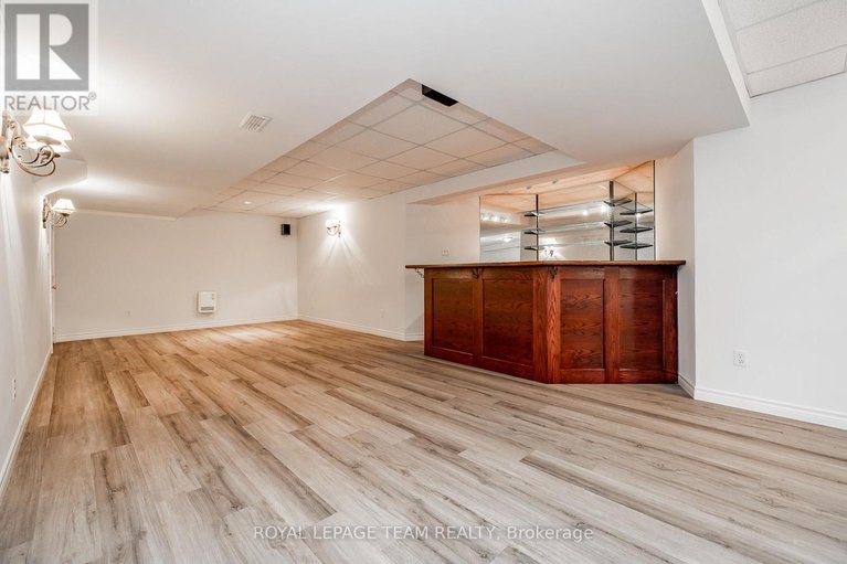 28939850/38-marchvale-drive/rural-kanata-central/ottawa/ontario/K2W1C2_37