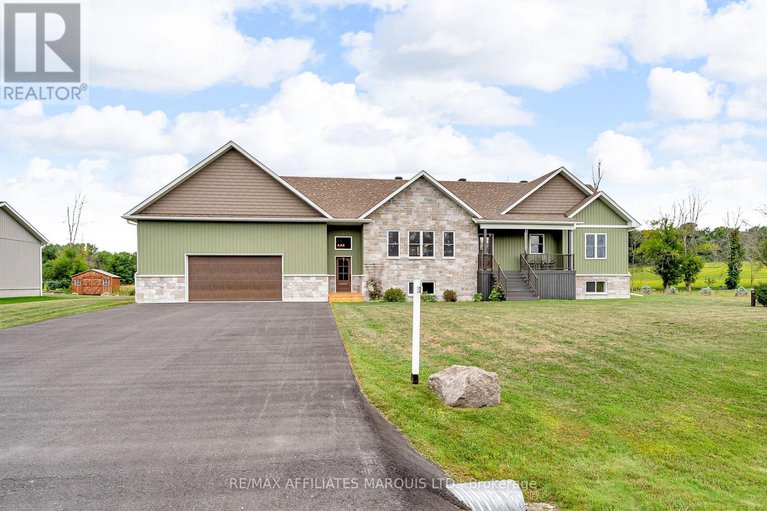 28797293/6840-lalonde-boulevard/south-glengarry-charlottenburgh-twp/south-glengarry/ontario/K0C2E0_3