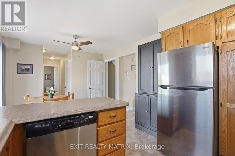 29608053/144-centenaire-street/embrun/russell/ontario/K0A1W0_12