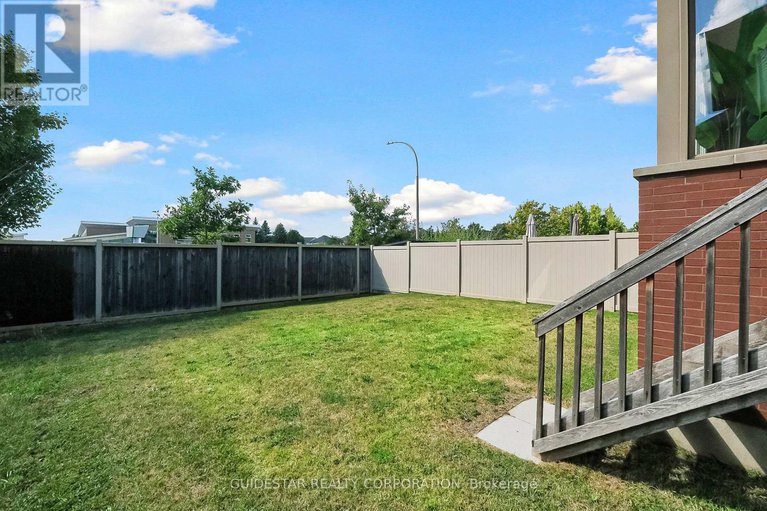 28827996/620-bridleglen-crescent/bridlewood/ottawa/ontario/K2M0H1_47