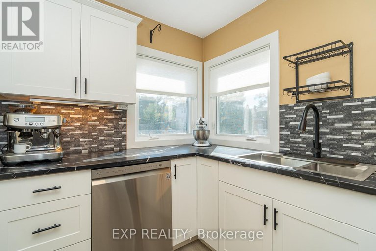 28952548/336-poulin-avenue/britannia/ottawa/ontario/K2B5T8_17