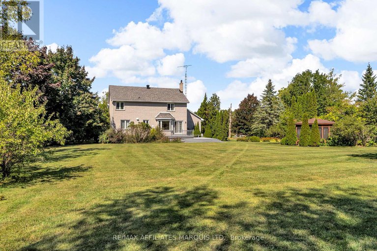 28865115/5479-poplar-avenue/long-sault/south-stormont/ontario/K0C1P0_37