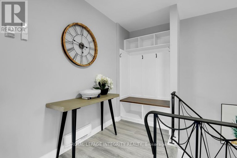 29079650/3-ashwick-court/craig-henrywoodvale/ottawa/ontario/K2G3S4_4