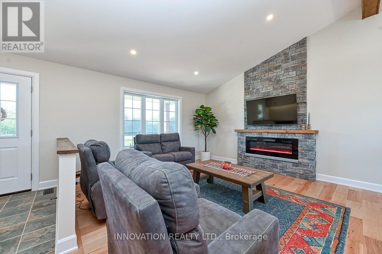 28928058/7462-county-road-21-road/augusta-twp/augusta/ontario/K0E1X0_5