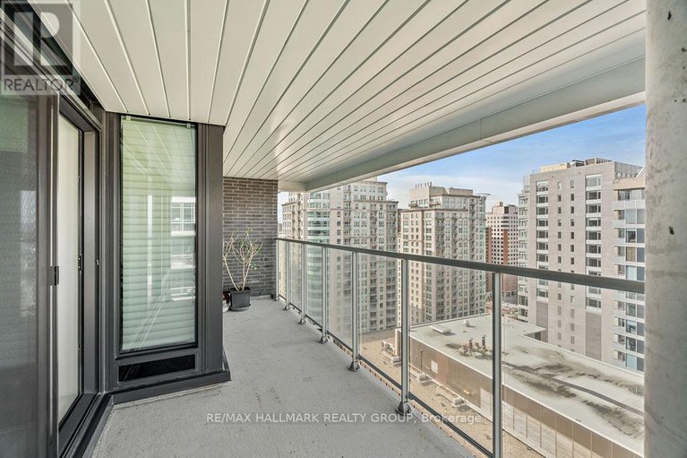 29148958/2102-180-george-street/lower-townbyward-market/ottawa/ontario/K1N0G8_21