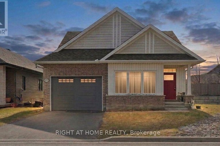 29564019/272-maygrass-way/remainder-of-stittsville-area/ottawa/ontario/K2S2K9_1