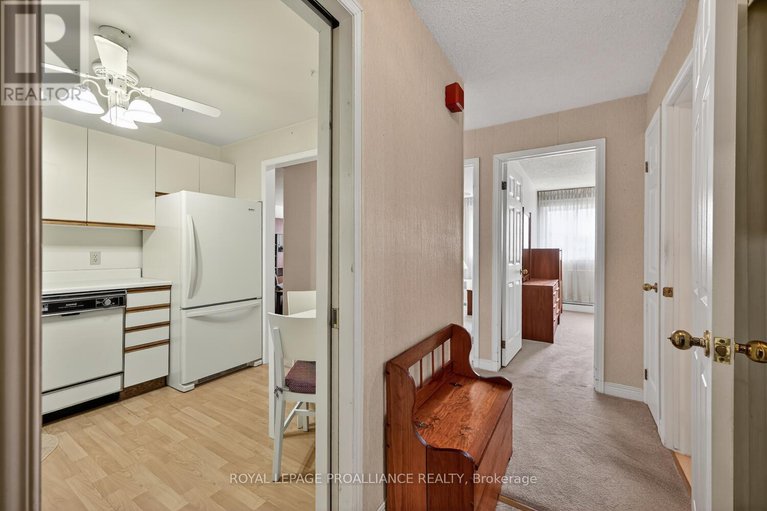 29449391/205-820-laurier-boulevard/brockville/brockville/ontario/K6V6Z2_17