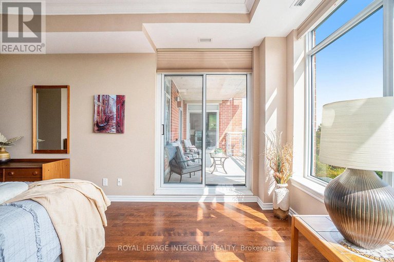 29131274/704-136-darlington-private/hunt-clubwestern-community/ottawa/ontario/K1V0X6_20