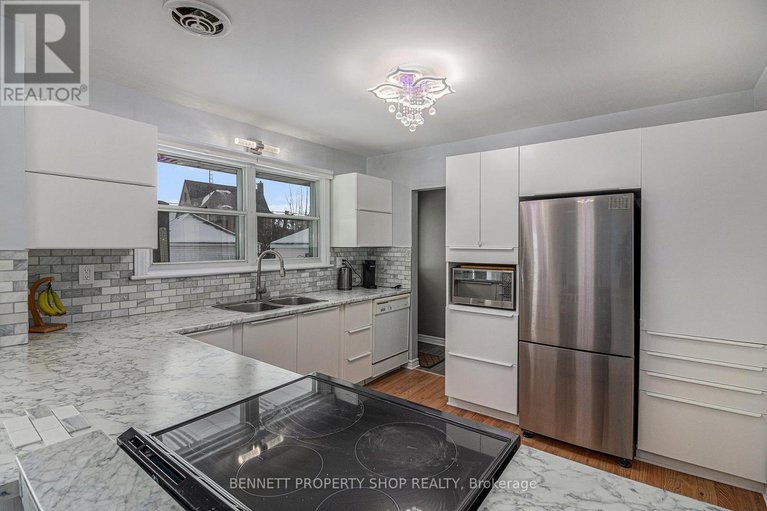 29242248/71-kyle-drive/morrisburg/south-dundas/ontario/K0C1X0_11