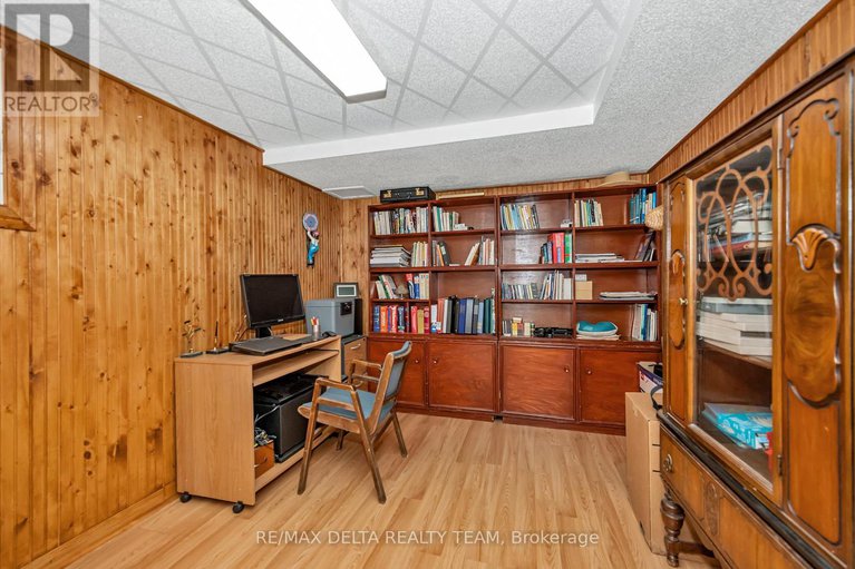 29107738/427-mockingbird-drive/chatelaine-village/ottawa/ontario/K1E2A8_33