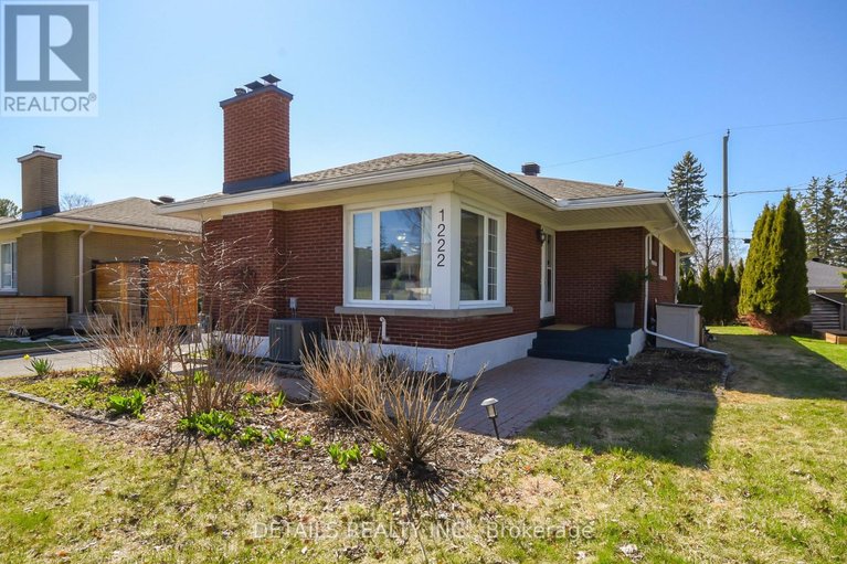 29661613/1222-field-street/bel-air-park/ottawa/ontario/K2C2R2_1