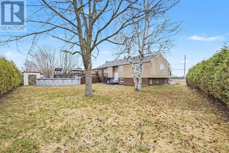 29627657/237-queen-west-street/chesterville/north-dundas/ontario/K0C1H0_33