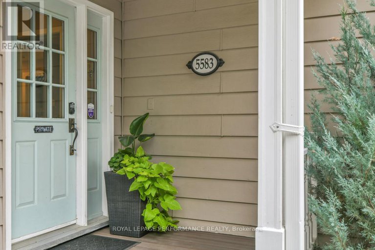 28930470/5583-manotick-main-street/manotick-village-manotick-estates/ottawa/ontario/K4M1A9_3