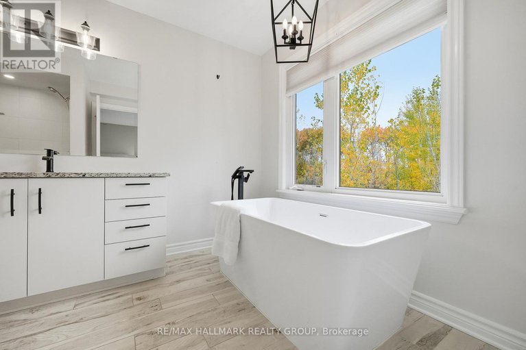 29091060/314-melodie-street/mer-bleuebradley-estatesanderson-park/ottawa/ontario/K1W0H9_21