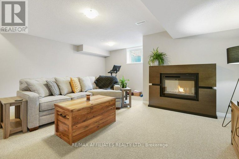 28576787/80-riddell-street/carleton-place/ontario/K7C0J8_32