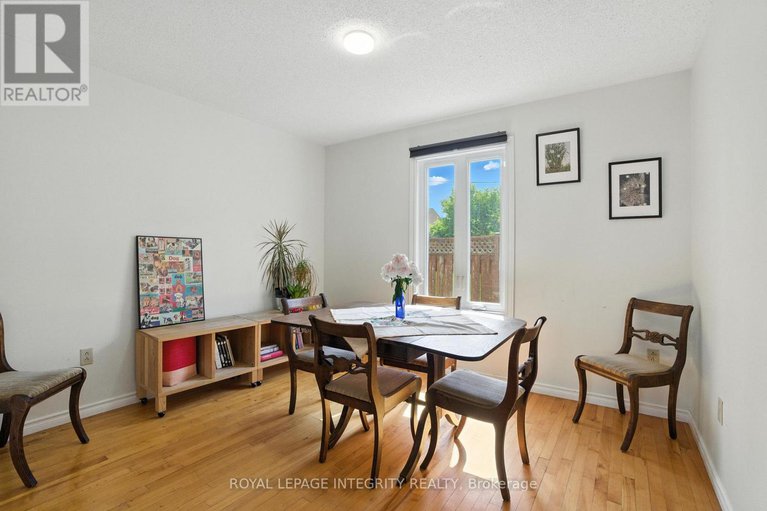 28965143/841-merivale-road/carlington/ottawa/ontario/K1Z5Z7_13