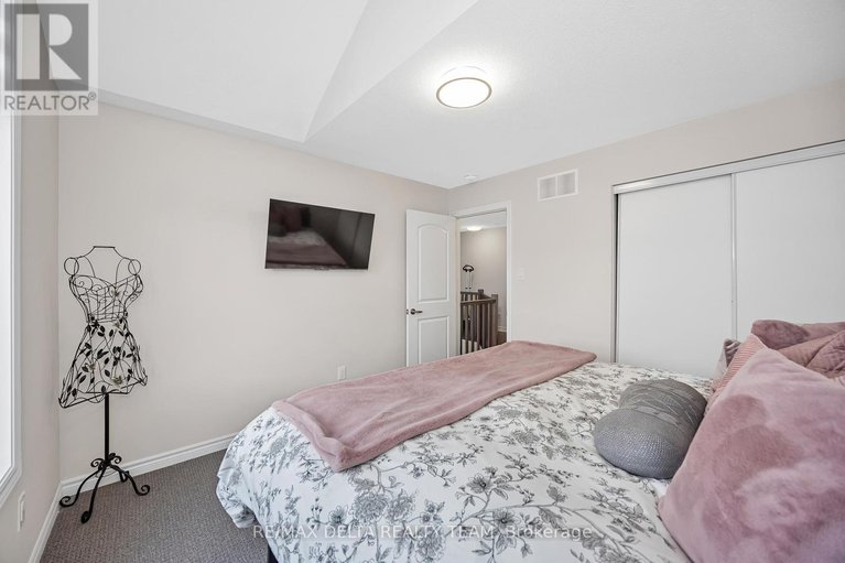 29026357/748-vennecy-terrace/orleans-village/ottawa/ontario/K1W1H2_27