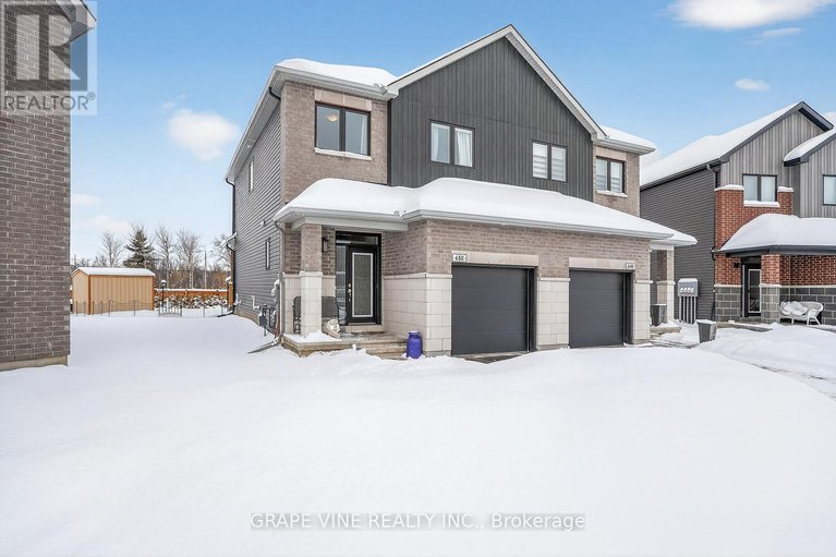 29642085/650-fisher-street/north-grenville-twp-kemptville-south/north-grenville/ontario/K0G1J0_2