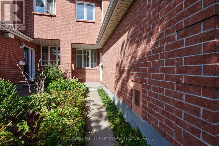 28861424/16-angus-drive/katimavik/ottawa/ontario/K2L4E6_3