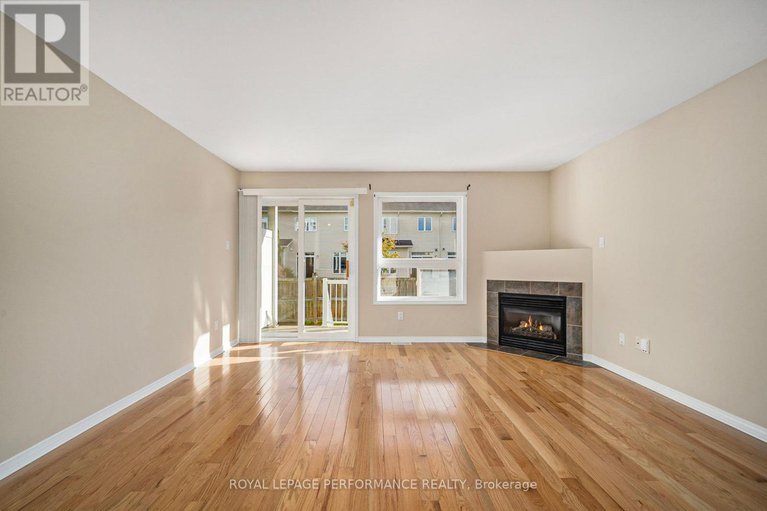 28996456/52-130-berrigan-drive/longfields/ottawa/ontario/K2J0J3_8