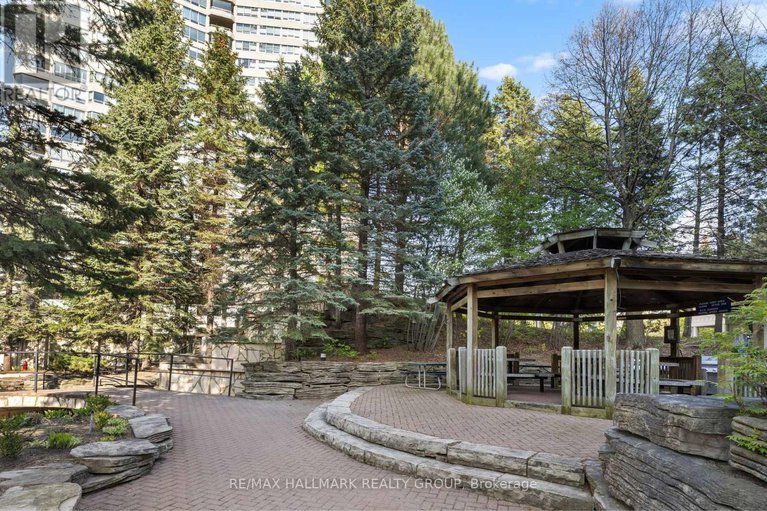 28409845/2403-1480-riverside-drive/riverview-park/ottawa/ontario/K1G5H2_21
