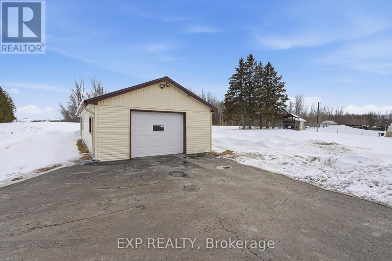 29393358/1776-labonte-street/clarencerockland-twp/clarence-rockland/ontario/K0A1N0_31
