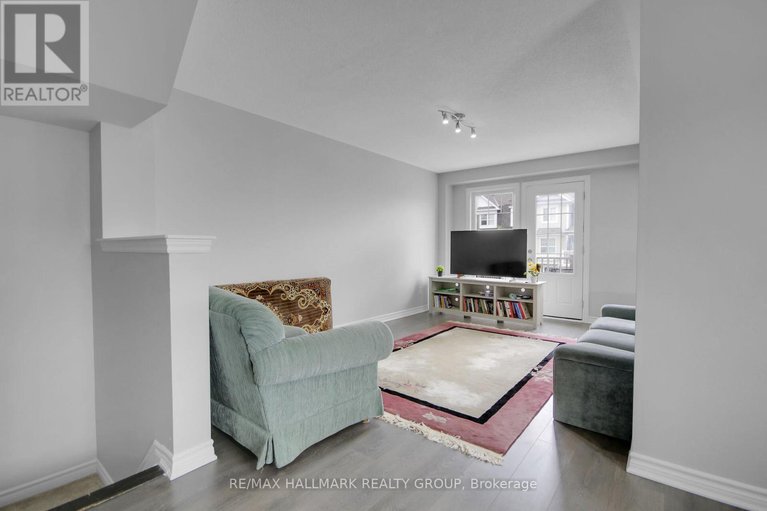 28931180/41-maroma-street/avalon-west/ottawa/ontario/K4A1A3_11