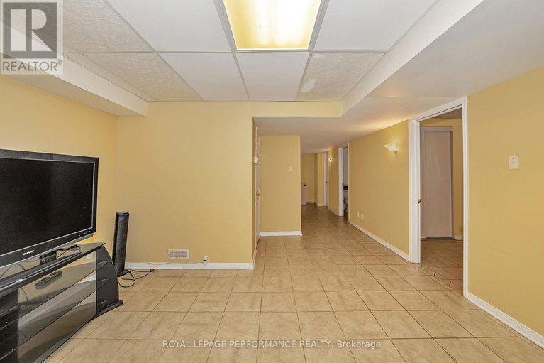 29232445/644-valin-street/fallingbrookgardenway-south/ottawa/ontario/K4A3S9_9